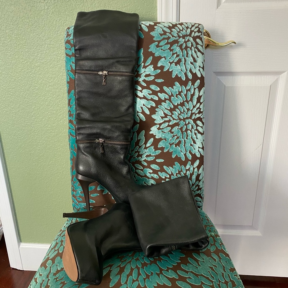 MaxAzria layer boots